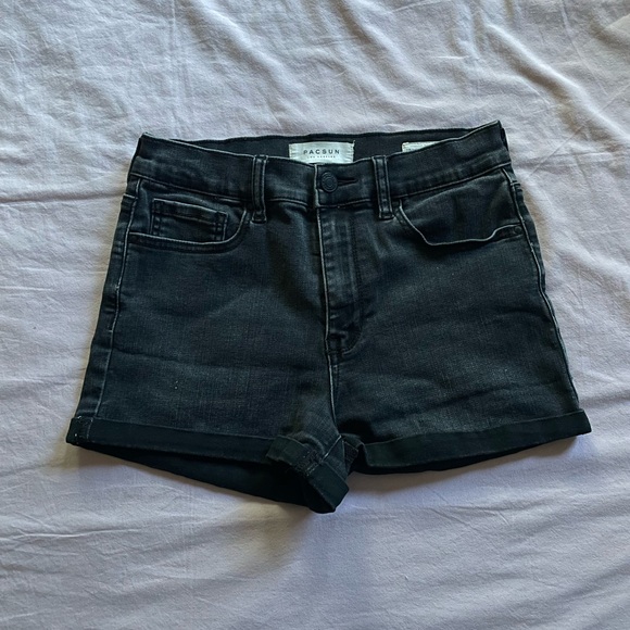 PacSun Black Denim Shorts - Picture 1 of 5